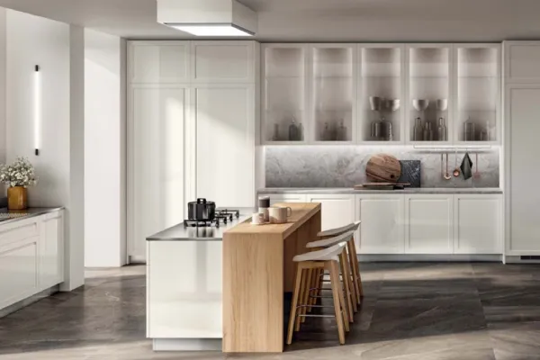 Cucina su misura in laccato lucido Carattere 01 di Scavolini