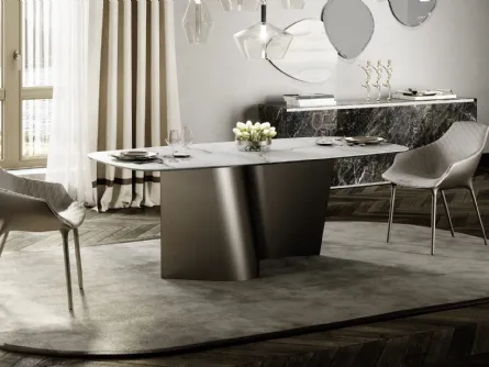 Tavolo di design con base in vetro curvato finitura Bronze e top in vetro MarmoReflex Esse 72 di Reflex