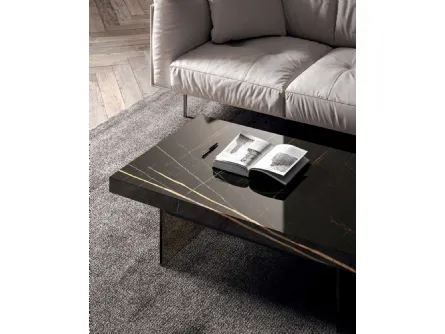 Tavolino multifunzione Bellagio con piano elevabile in Marble Glass Sahara Noir Lucido con base in cristallo Fumè di Ozzio