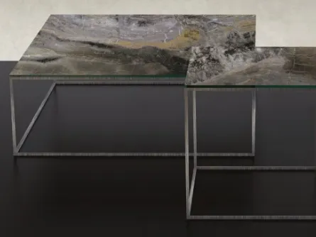 Tavolino quadrato con base in metallo Kubo di Reflex