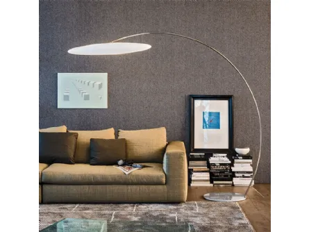 Lampada da terra in polietilene bianco Astra Arc di Cattelan Italia
