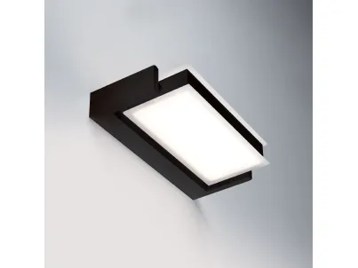 Lampada in alluminio e acrilico a luce orientabile Axella di Vivida International