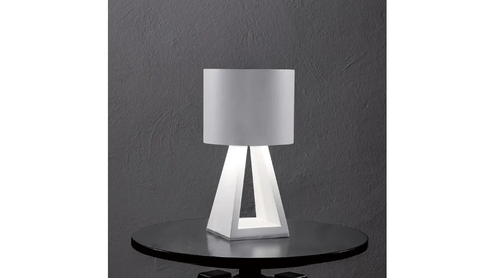 Lampada da tavolo in alluminio con interruttore touch Pup Metal di Vivida International