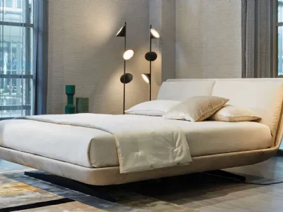 Letto in tessuto con testiera Biggie di Twils