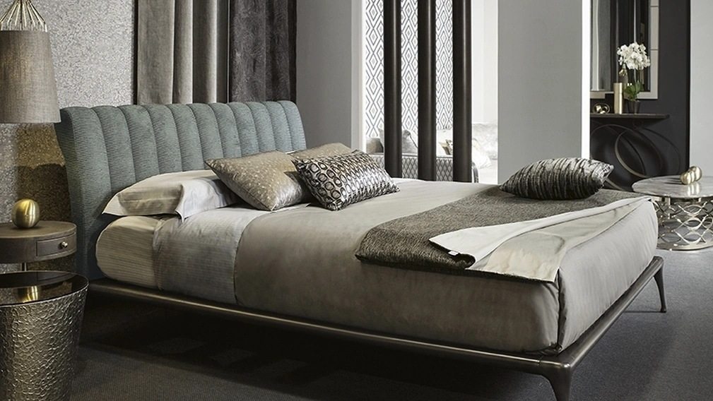 Letto con testiera trapuntata Iseo di Cantori