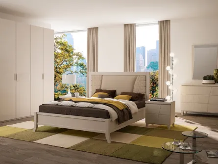 Letto in legno con testiera imbottita in econabuk L1IMONL di Ferretti e Ferretti