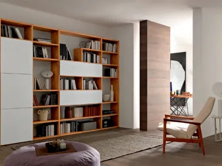 Libreria a muro in legno e laccato bianco opaco Mixer CM28 di FGF Mobili