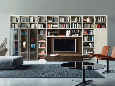Libreria con vano porta TV Modo M6C63 in Rovere termotrattato e laccato opaco di Sangiacomo