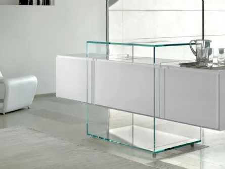 Madia di design in legno laccato con struttura in vetro extrachiaro Kubo Buffet di Reflex