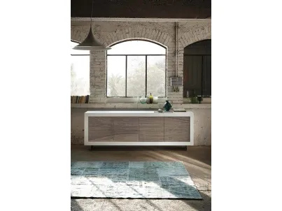 Madia Picasso P12 River Grey in Rovere laccato Bianco opaco, con ante rivestite in Pietra di Riflessi
