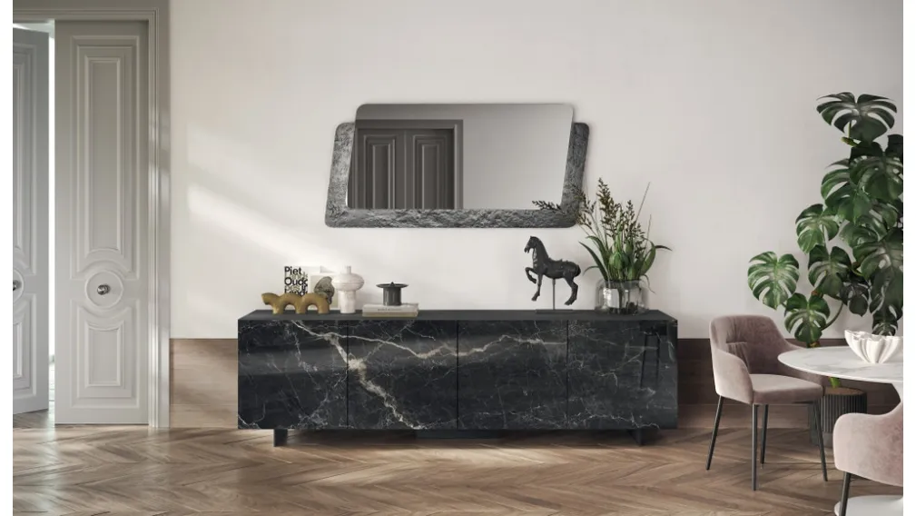 Madia Sideboard 04 in finitura marmo nero di Scavolini