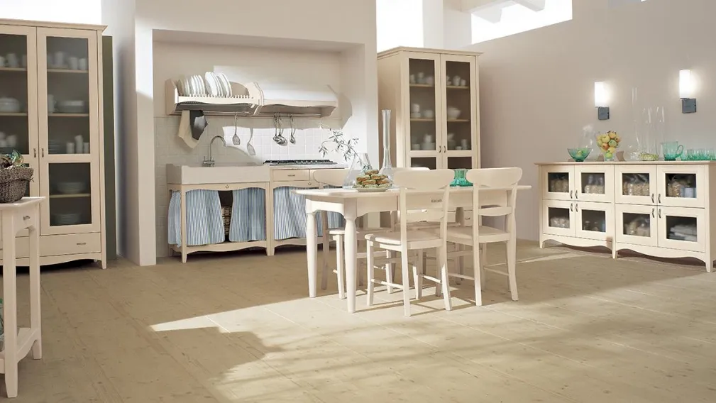 Cucina Classica in legno massello con lavello in marmo Comp 158 di Valplana