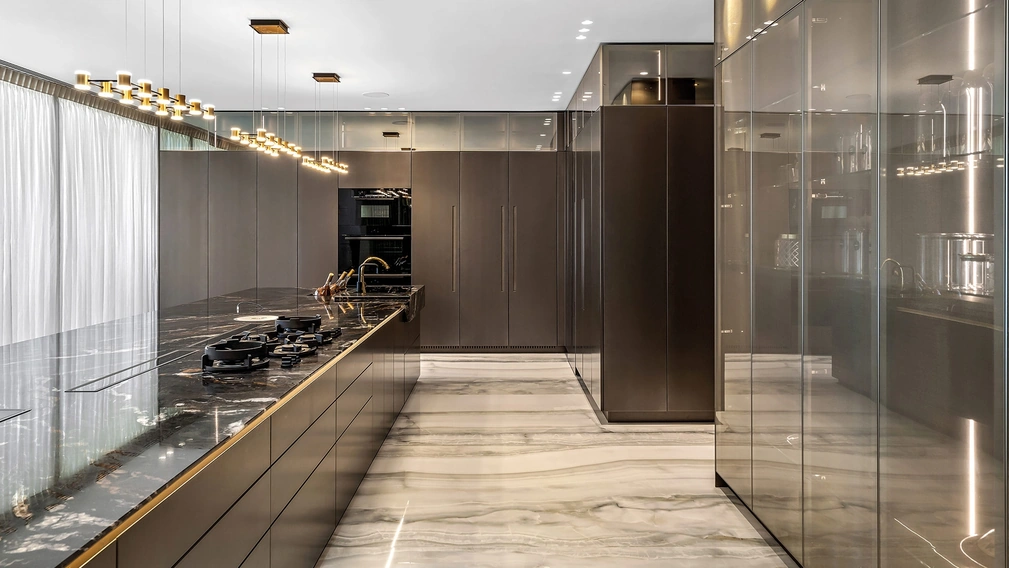 Cucina Design T45 in laccato Bronzo di TM Italia