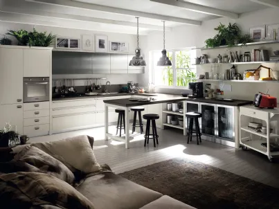 Cucina Moderna angolare con penisola Diesel Social Kitchen in Rovere laccato Tortora di Scavolini