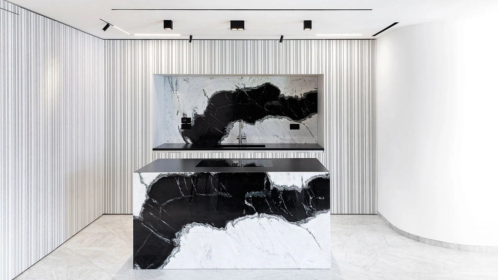 Cucina su misura Rua Bianco e Nero di TM Italia