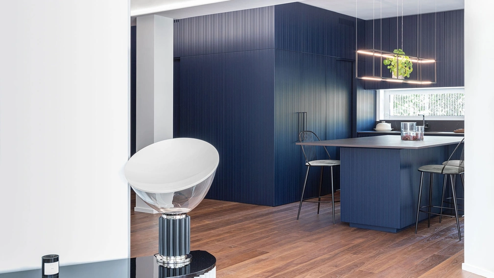 Cucina su misura di design Rua Blu di TM Italia