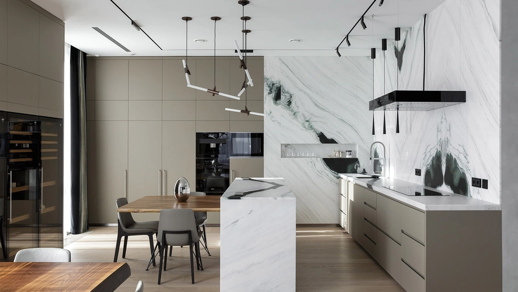 Cucina su misura T45 in laminato Fenix con Isola in marmo Panda di TM Italia