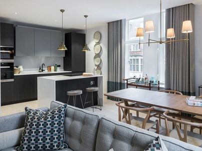 Cucina su misura in Rovere Grigio e marmo di Carrara con isola G180 di TM Italia